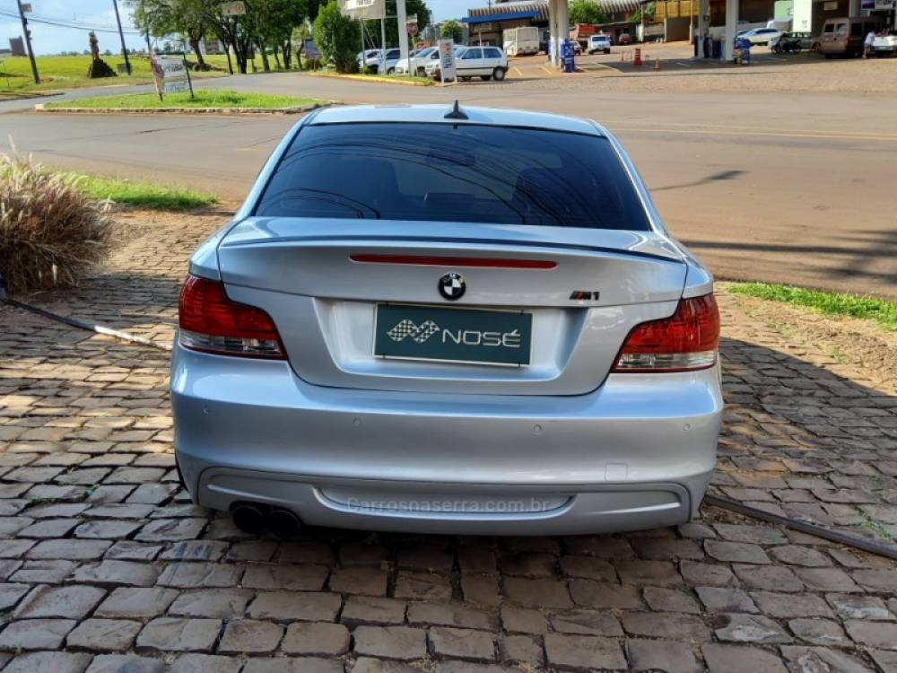 BMW - 135I - 2010/2010 - Prata - R$ 169.900,00