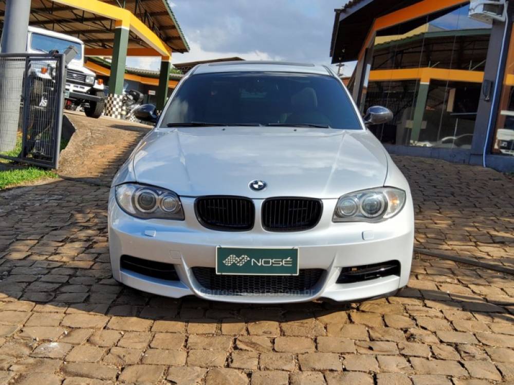 BMW - 135I - 2010/2010 - Prata - R$ 169.900,00