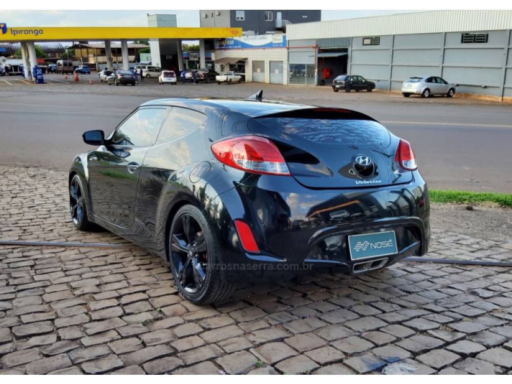 HYUNDAI - VELOSTER - 2012/2012 - Preta - R$ 59.900,00