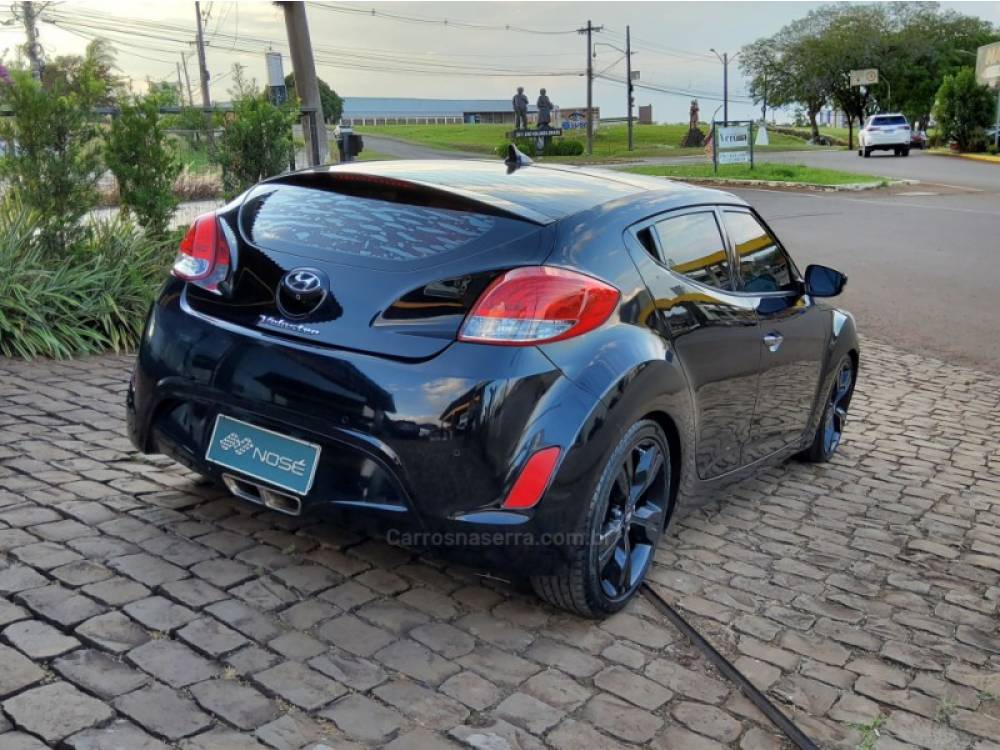 HYUNDAI - VELOSTER - 2012/2012 - Preta - R$ 59.900,00